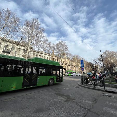 Griboedov Apartment Τυφλίδα Εξωτερικό φωτογραφία