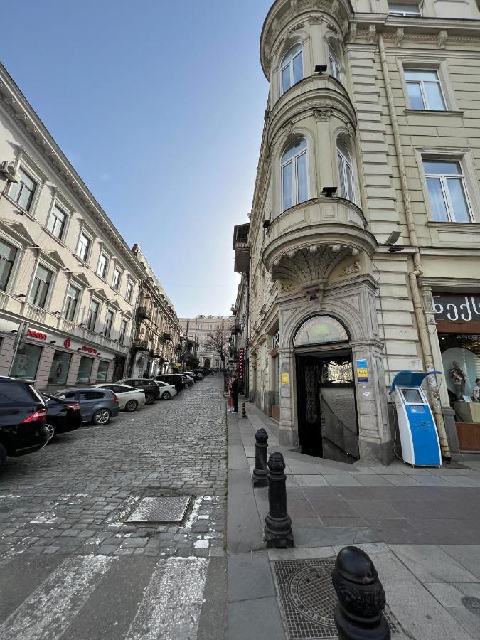 Griboedov Apartment Τυφλίδα Εξωτερικό φωτογραφία
